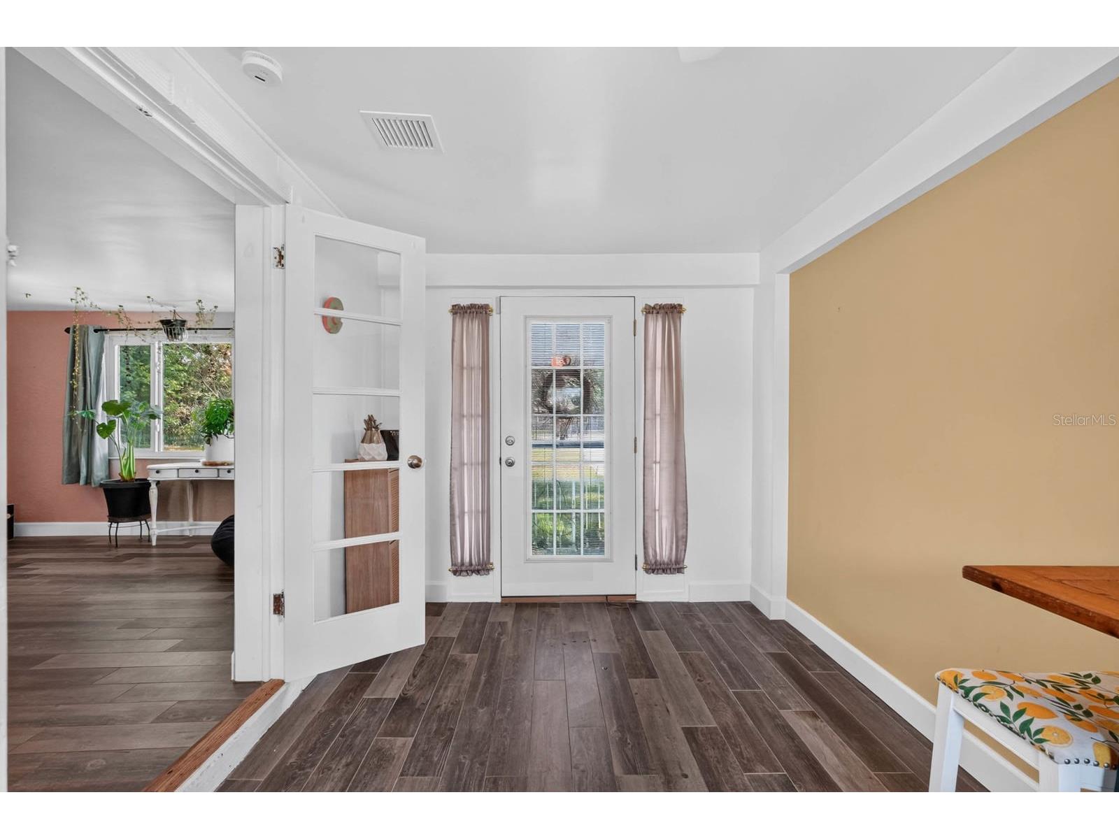 277 Debary Drive Debary FL 32713 V4949831 image8