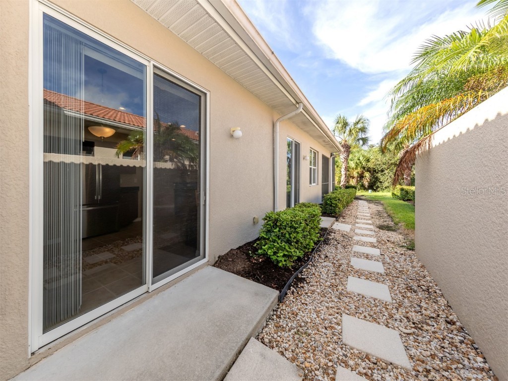 277 Mestre Place North Venice FL 34275 N6134651 image24