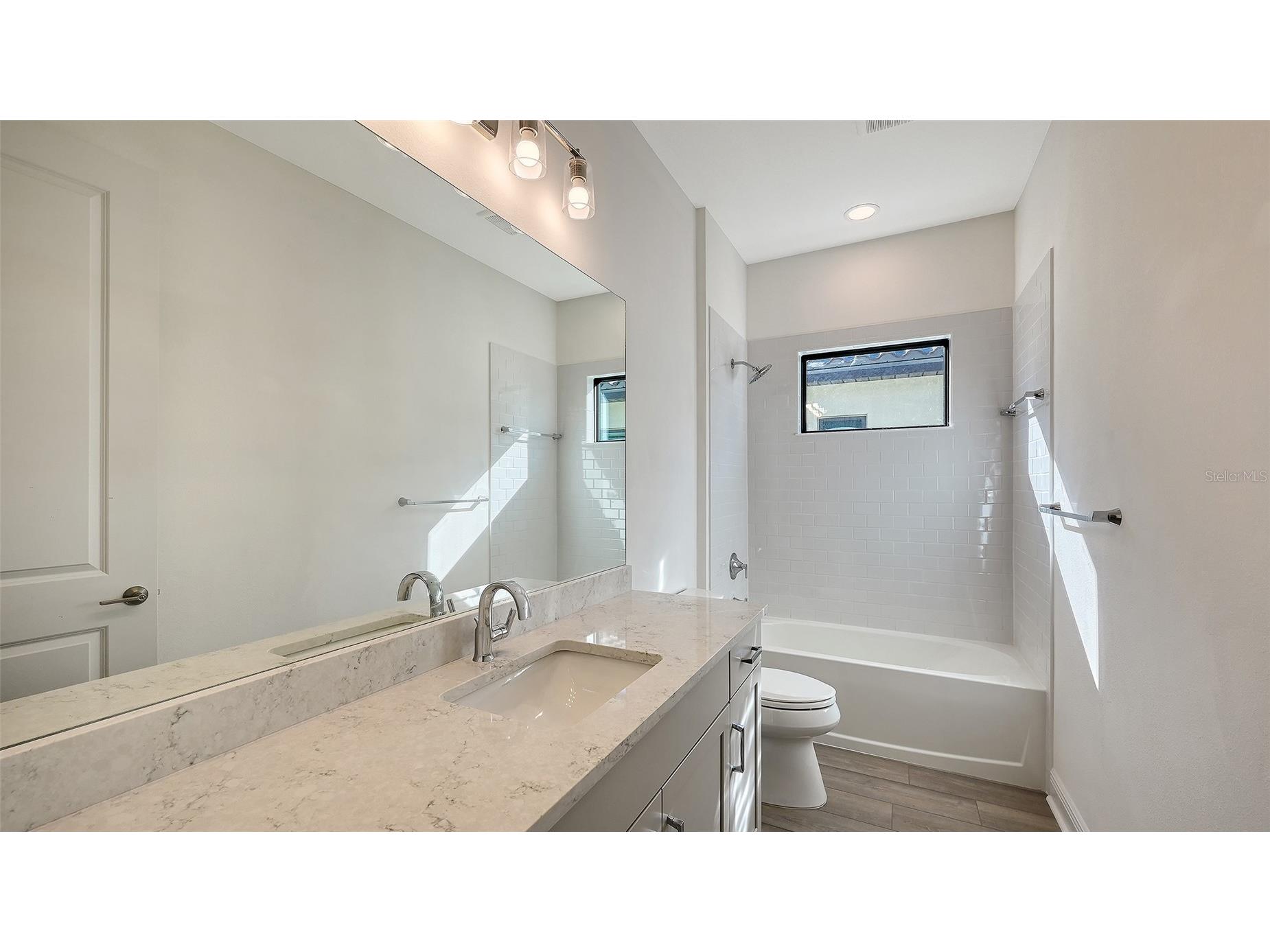 277 Potenza Loop North Venice FL 34275 A4665436 image14