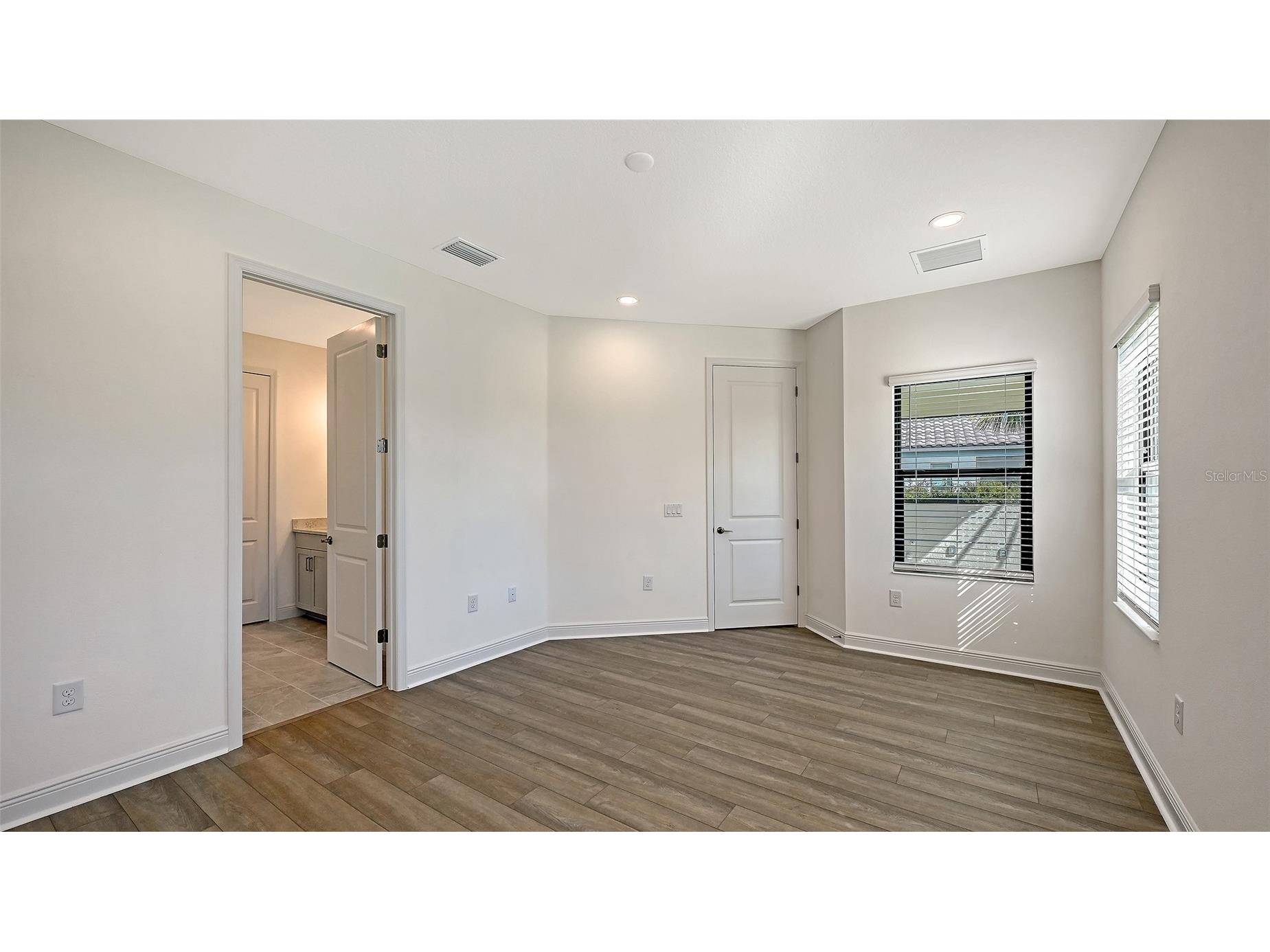 277 Potenza Loop North Venice FL 34275 A4665436 image20