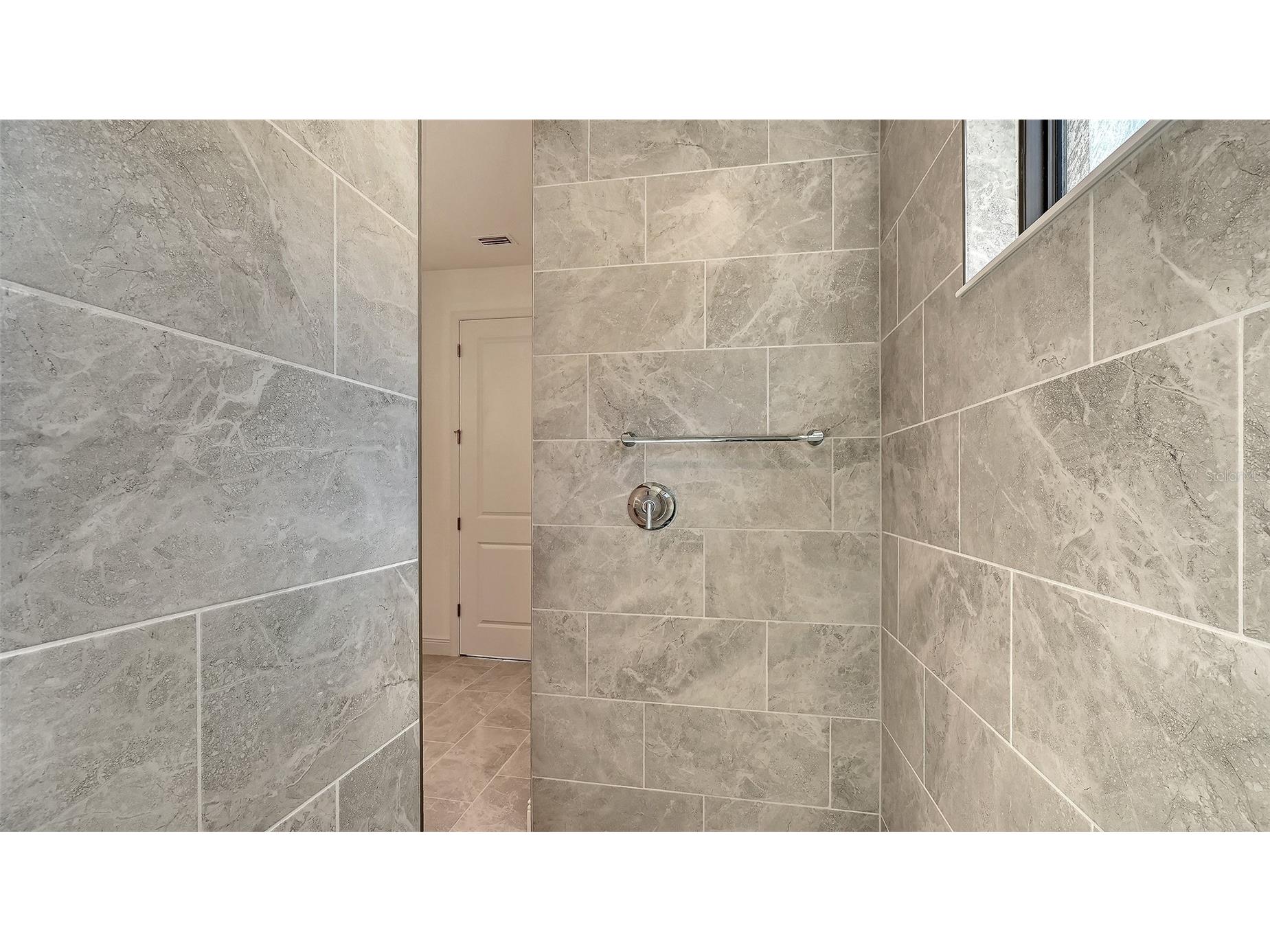 277 Potenza Loop North Venice FL 34275 A4665436 image23