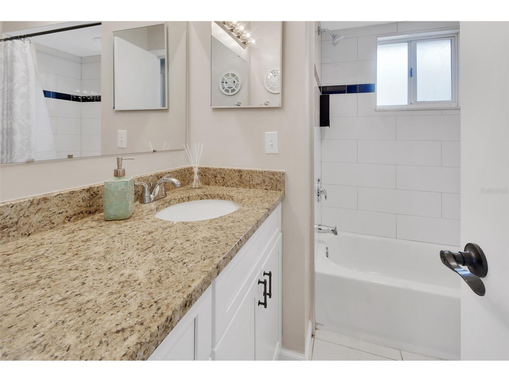 2771 Maldive Court Deltona FL 32738 - Louise Lake V4948436 image24
