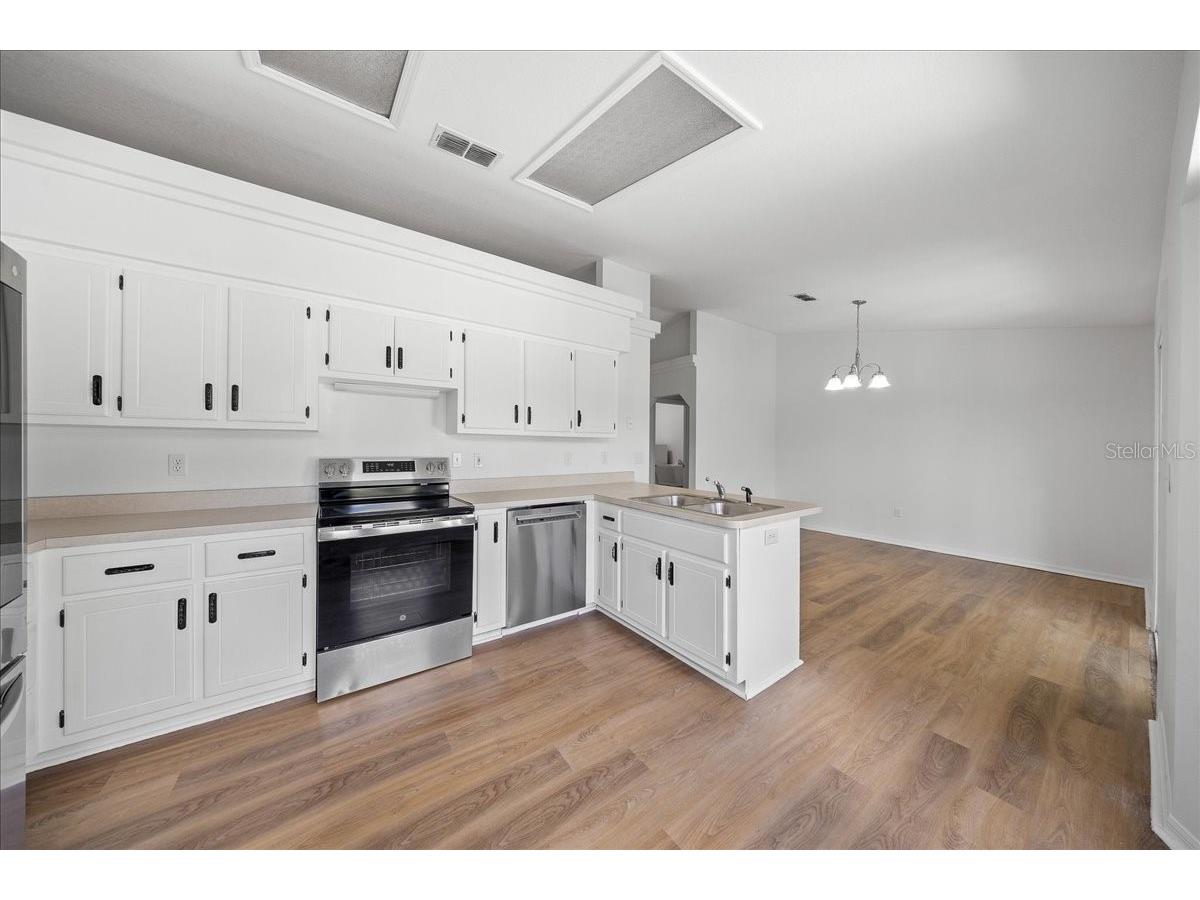 2771 NE 66th Street Ocala FL 34479 OM725586 image6