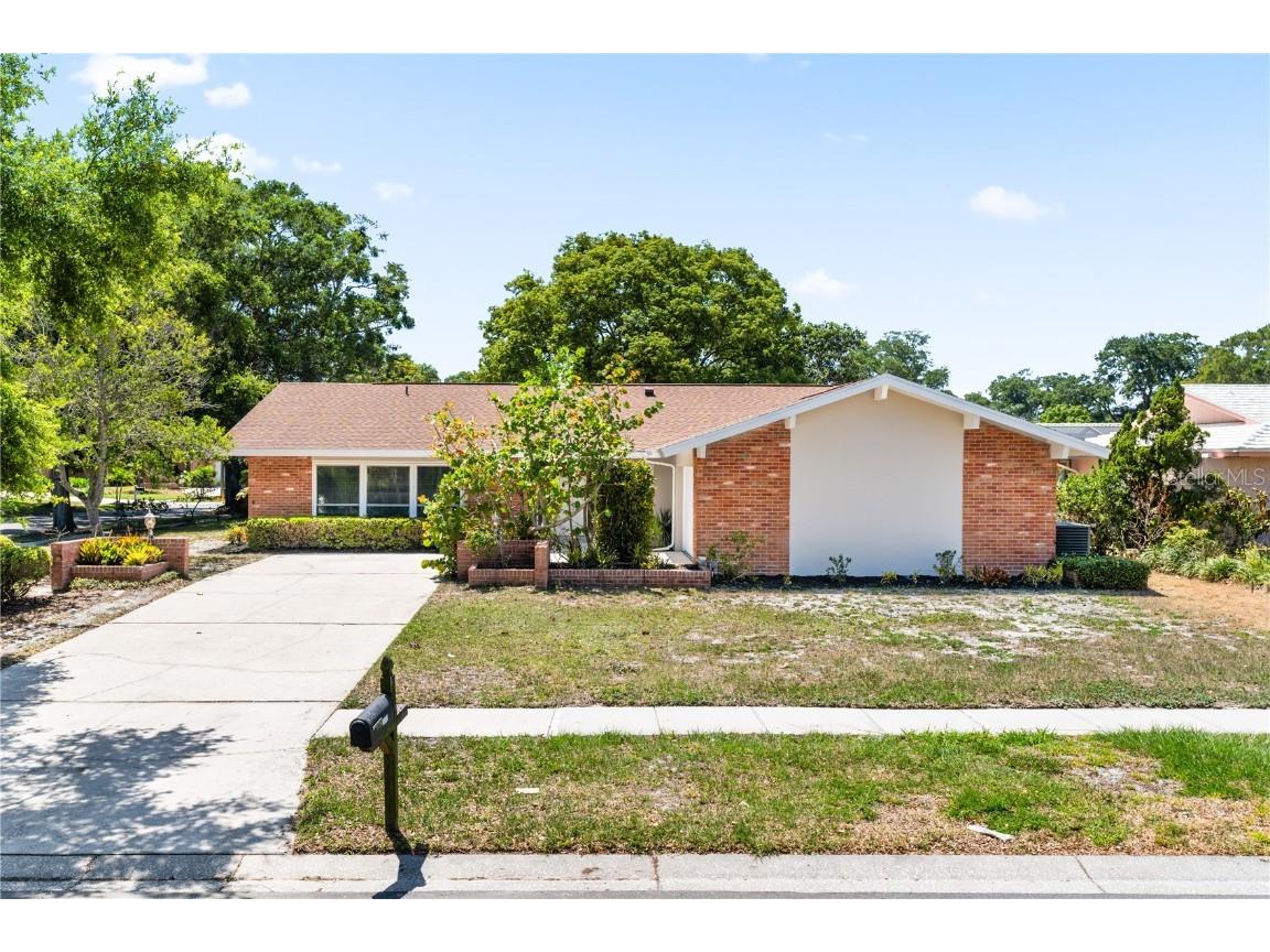 2772 Capwood Lane Clearwater FL 33761 U8240430 image1