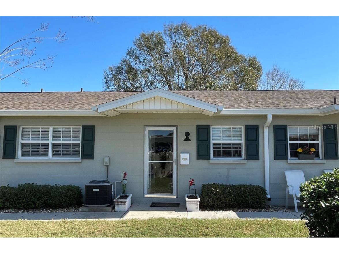 2772 Golf Course Drive #106 Sarasota FL 34234 A4586833 image1