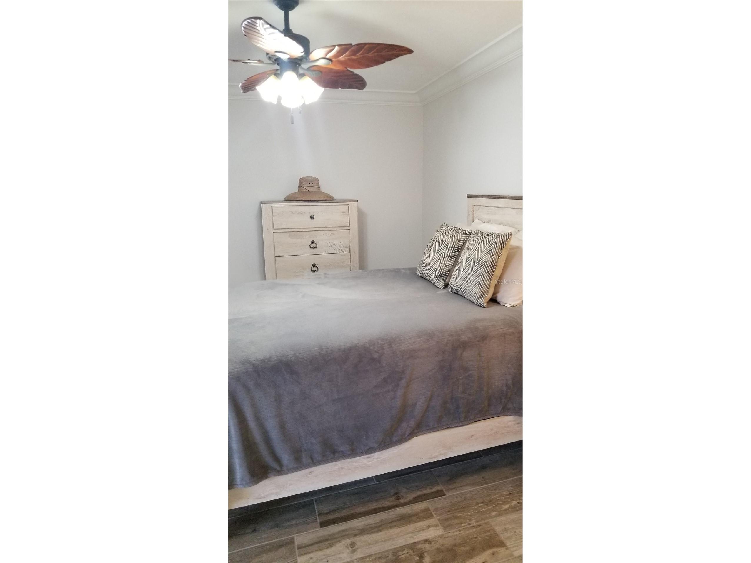2772 Woodgate Lane #28 Sarasota FL 34231 A4695919 image13