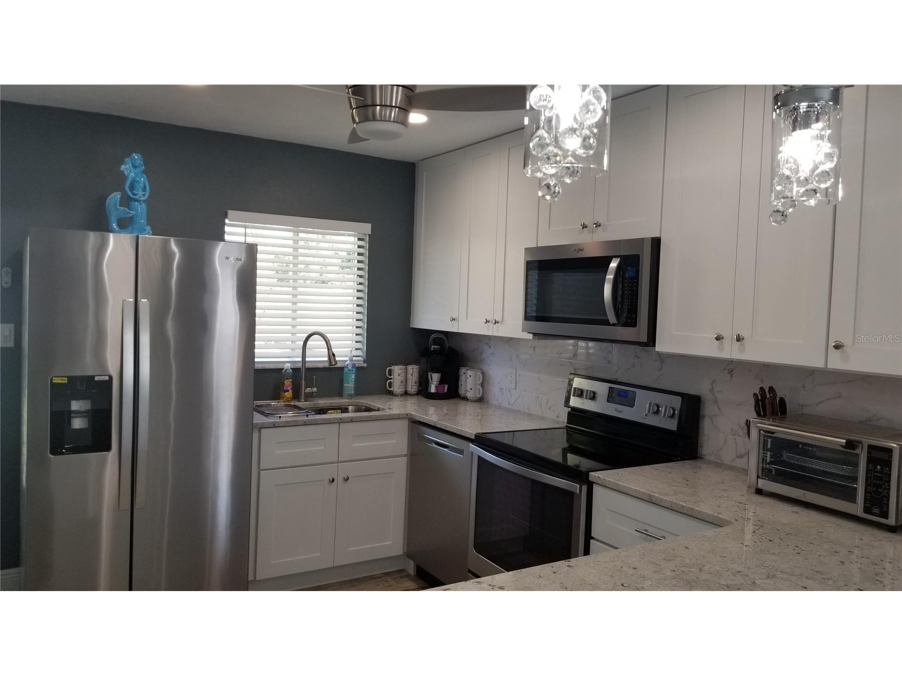 2772 Woodgate Lane #28 Sarasota FL 34231 A4695919 image3