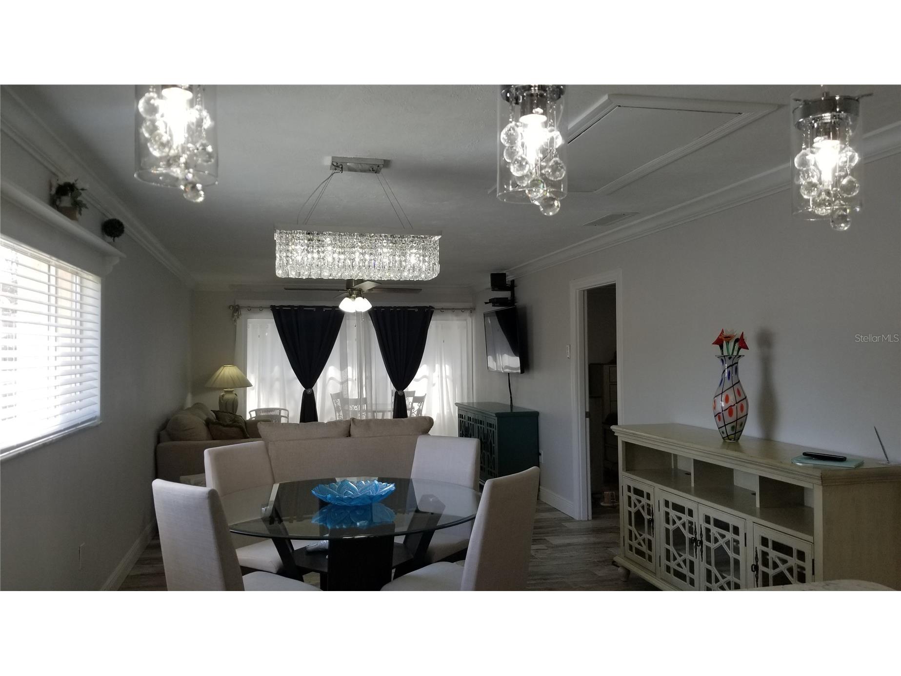 2772 Woodgate Lane #28 Sarasota FL 34231 A4695919 image5
