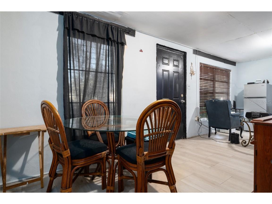 27726 Luella Avenue Paisley FL 32767 V4945975 image10