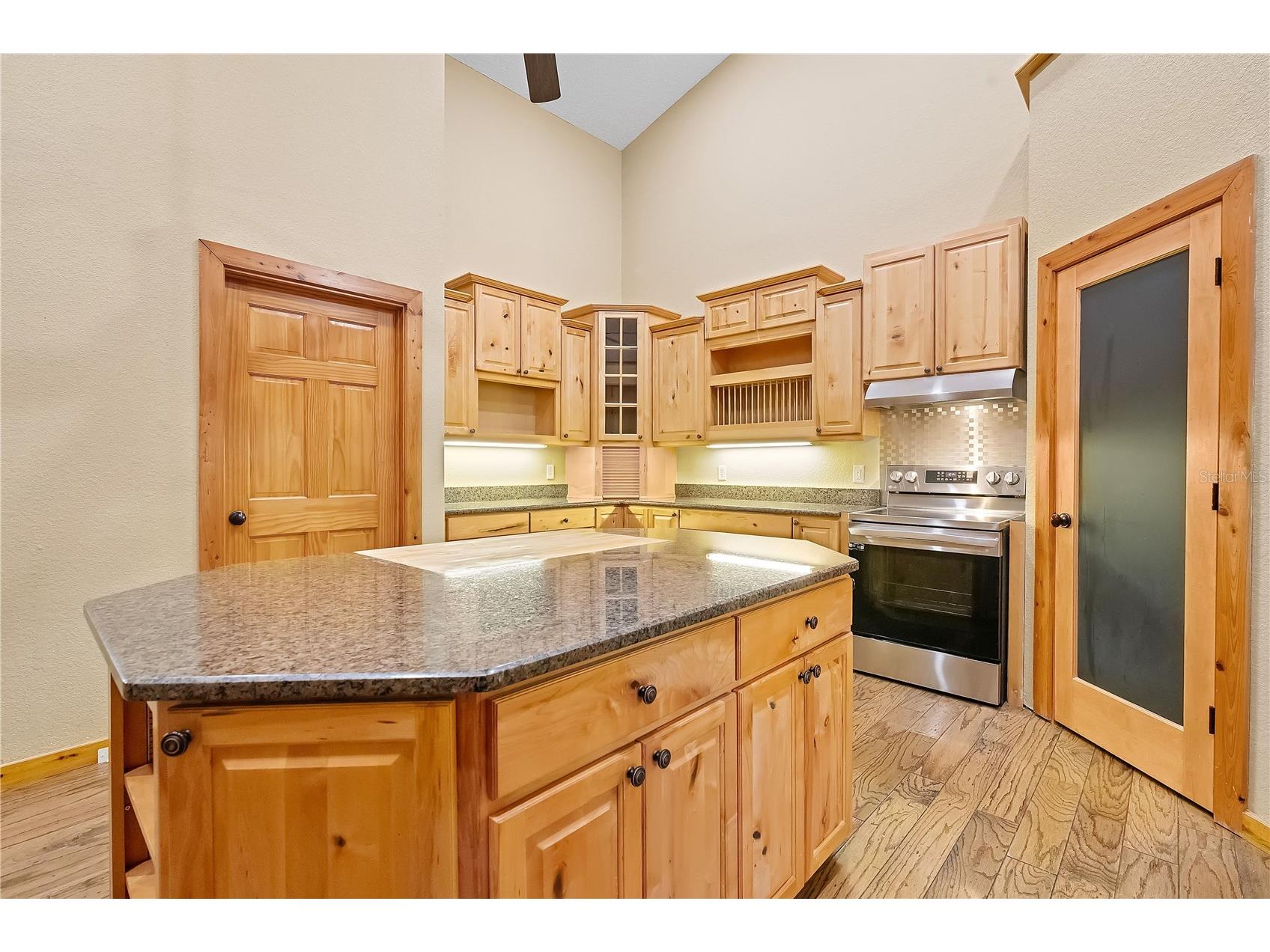 27737 County Road 44a Eustis FL 32736 - YATES POND O6371691 image11