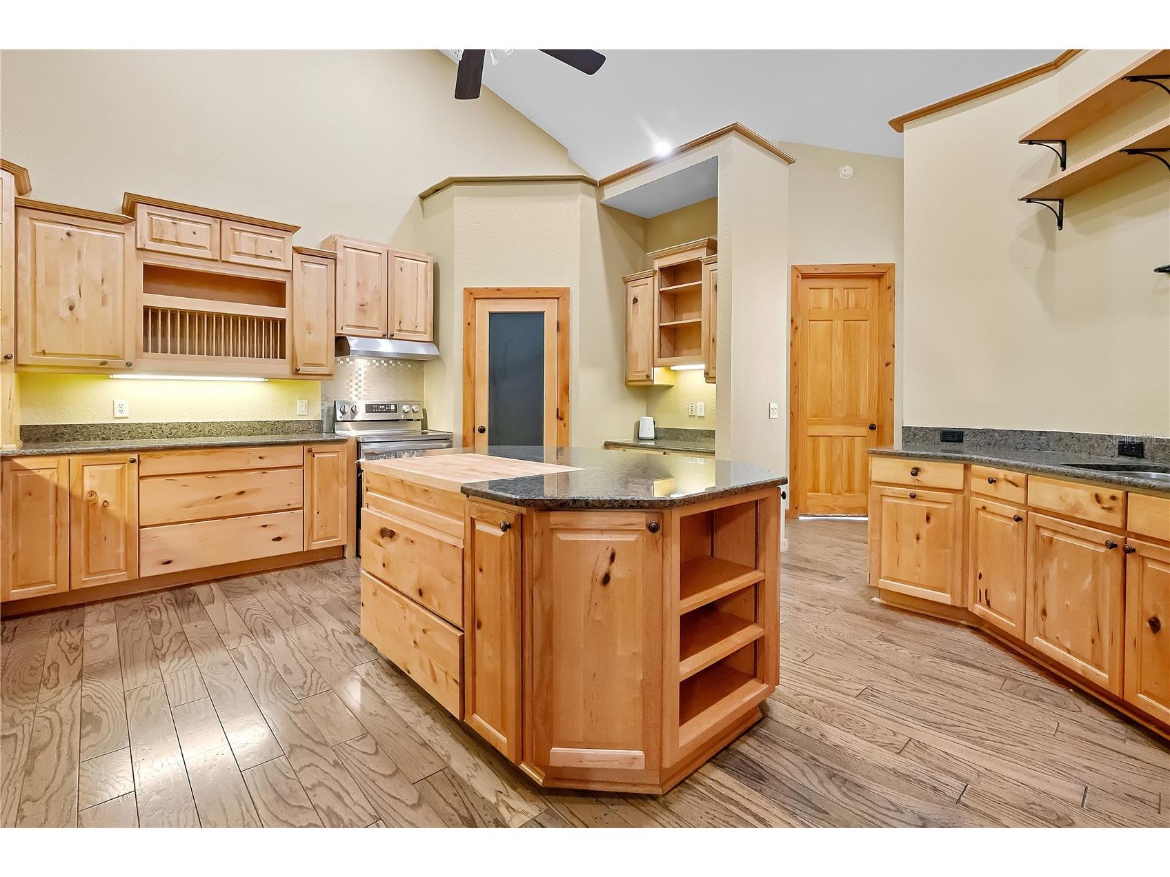27737 County Road 44a Eustis FL 32736 - YATES POND O6371691 image9