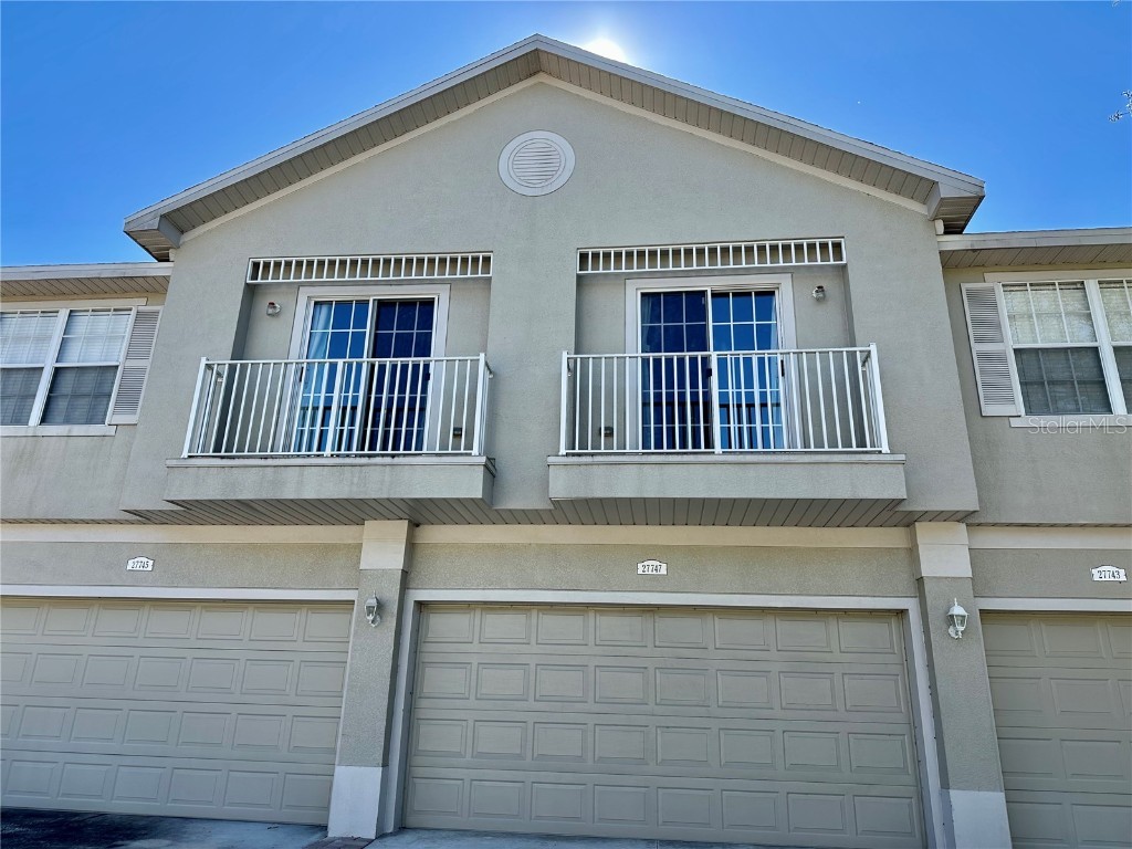 27747 Pleasure Ride Loop Wesley Chapel FL 33544 W7880695 image1