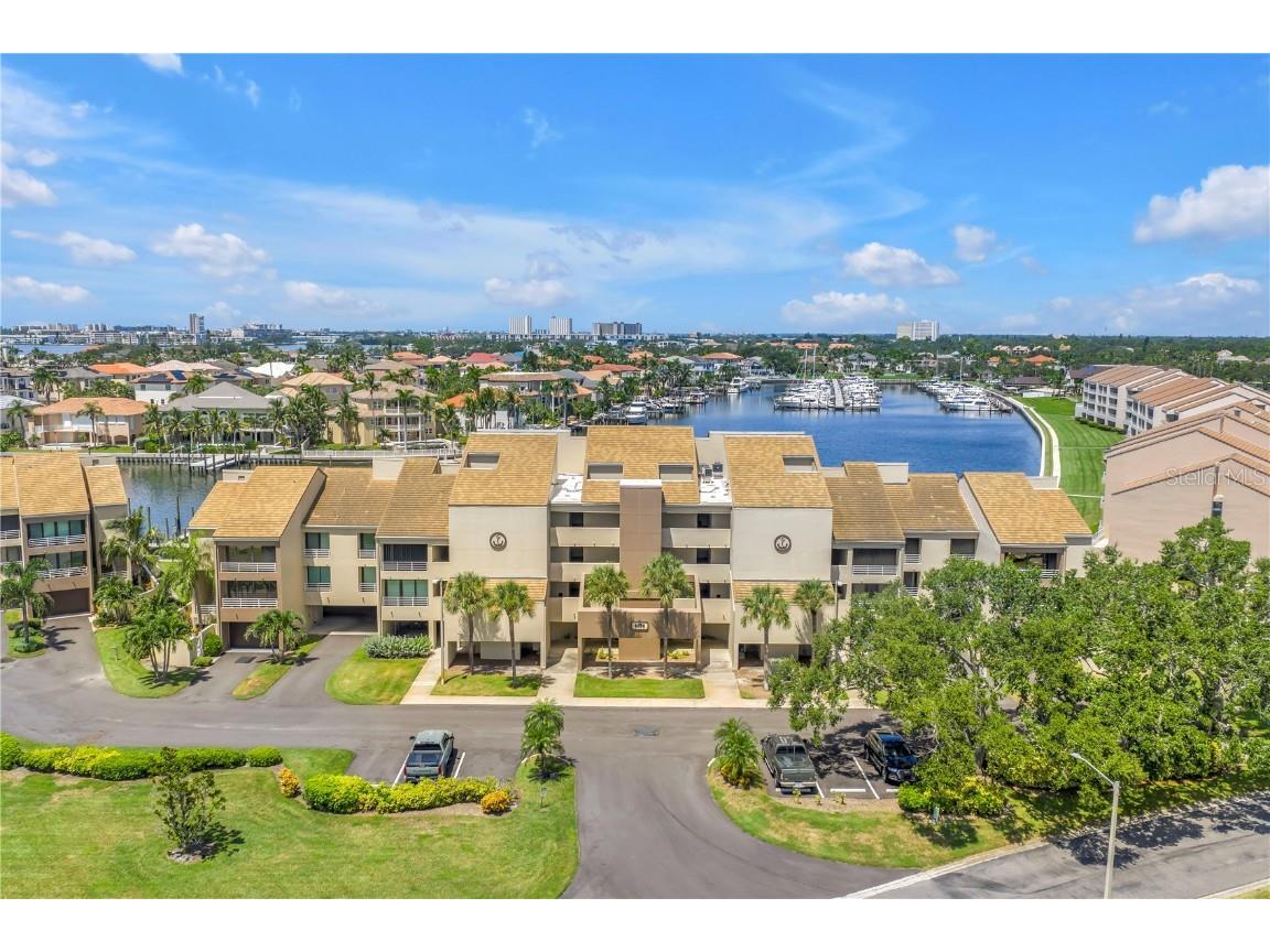 2775 Kipps Colony Drive S #204 Saint Petersburg FL 33707 - BOCA CIEGA BAY TB8435021 image2