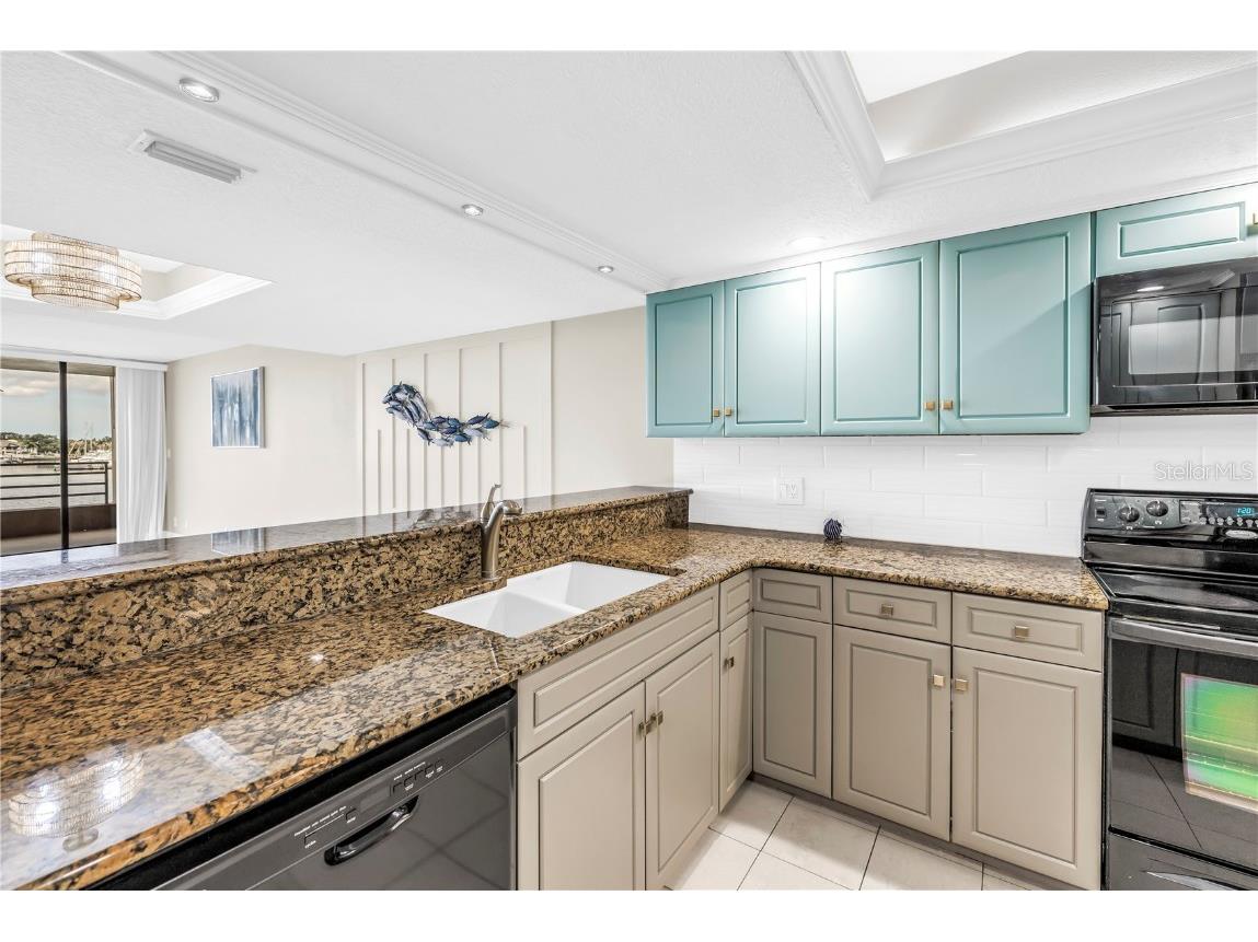 2775 Kipps Colony Drive S #204 Saint Petersburg FL 33707 - BOCA CIEGA BAY TB8435021 image23