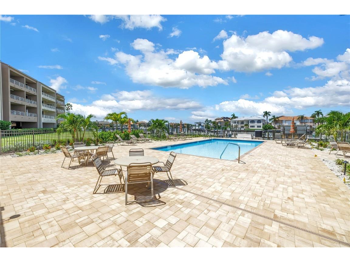 2775 Kipps Colony Drive S #204 Saint Petersburg FL 33707 - BOCA CIEGA BAY TB8435021 image34
