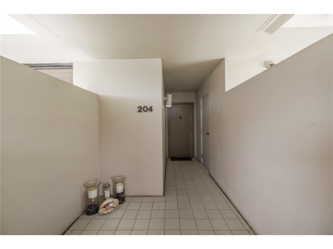 2775 Kipps Colony Drive S #204 Saint Petersburg FL 33707 - BOCA CIEGA BAY TB8435021 image7