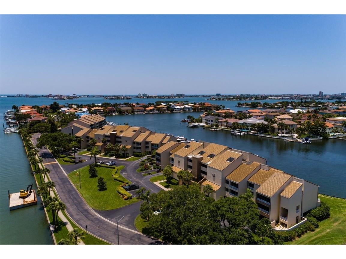 2775 Kipps Colony Drive S #205 Saint Petersburg FL 33707 TB8411227 image1
