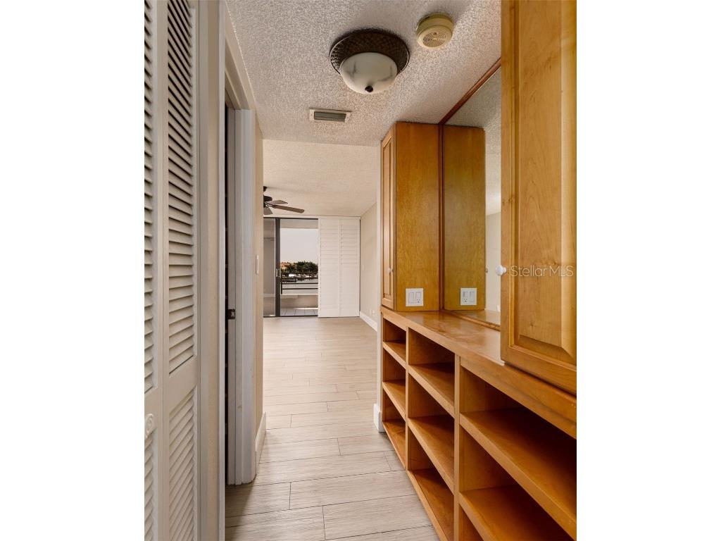 2775 Kipps Colony Drive S #205 Saint Petersburg FL 33707 TB8411227 image15