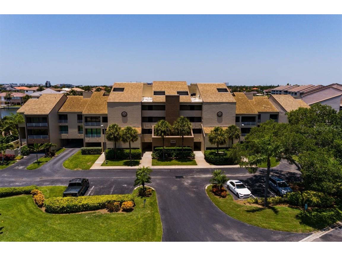 2775 Kipps Colony Drive S #205 Saint Petersburg FL 33707 TB8411227 image2