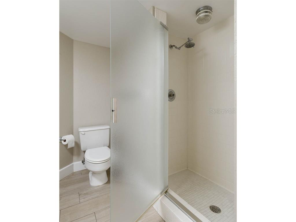 2775 Kipps Colony Drive S #205 Saint Petersburg FL 33707 TB8411227 image21