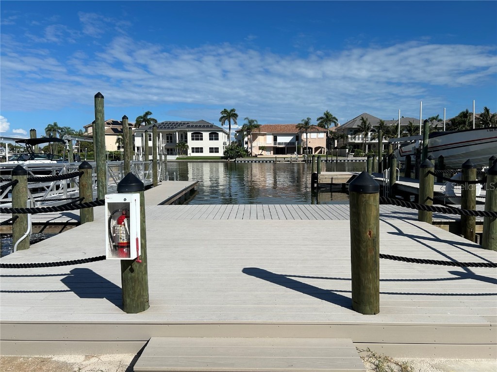 2775 Kipps Colony Drive S #205 Saint Petersburg FL 33707 TB8411227 image45