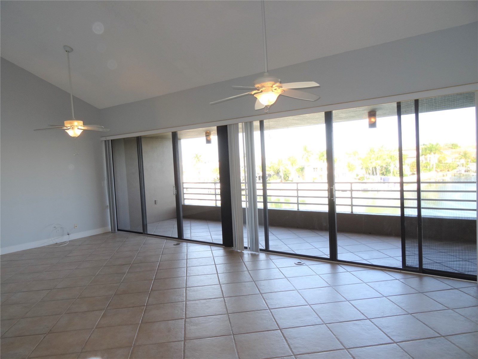 2775 Kipps Colony Drive S #304 Saint Petersburg FL 33707 TB8525387 image11