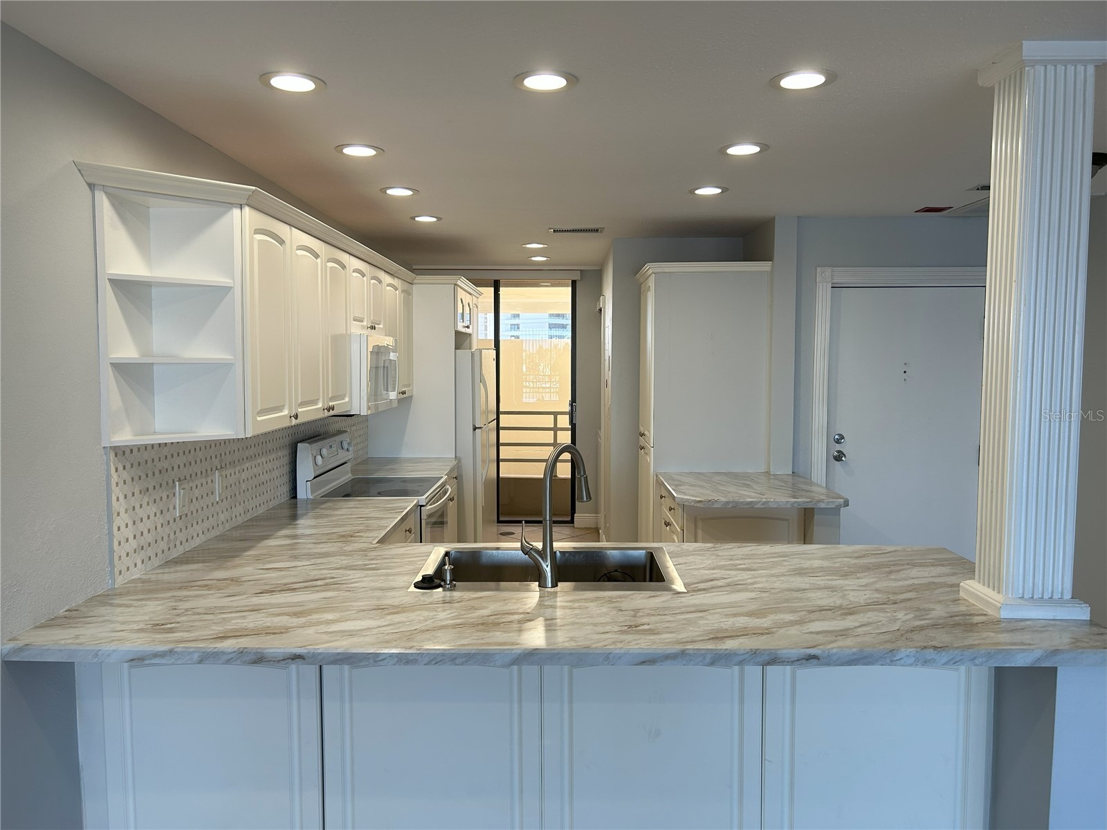 2775 Kipps Colony Drive S #304 Saint Petersburg FL 33707 TB8525387 image4