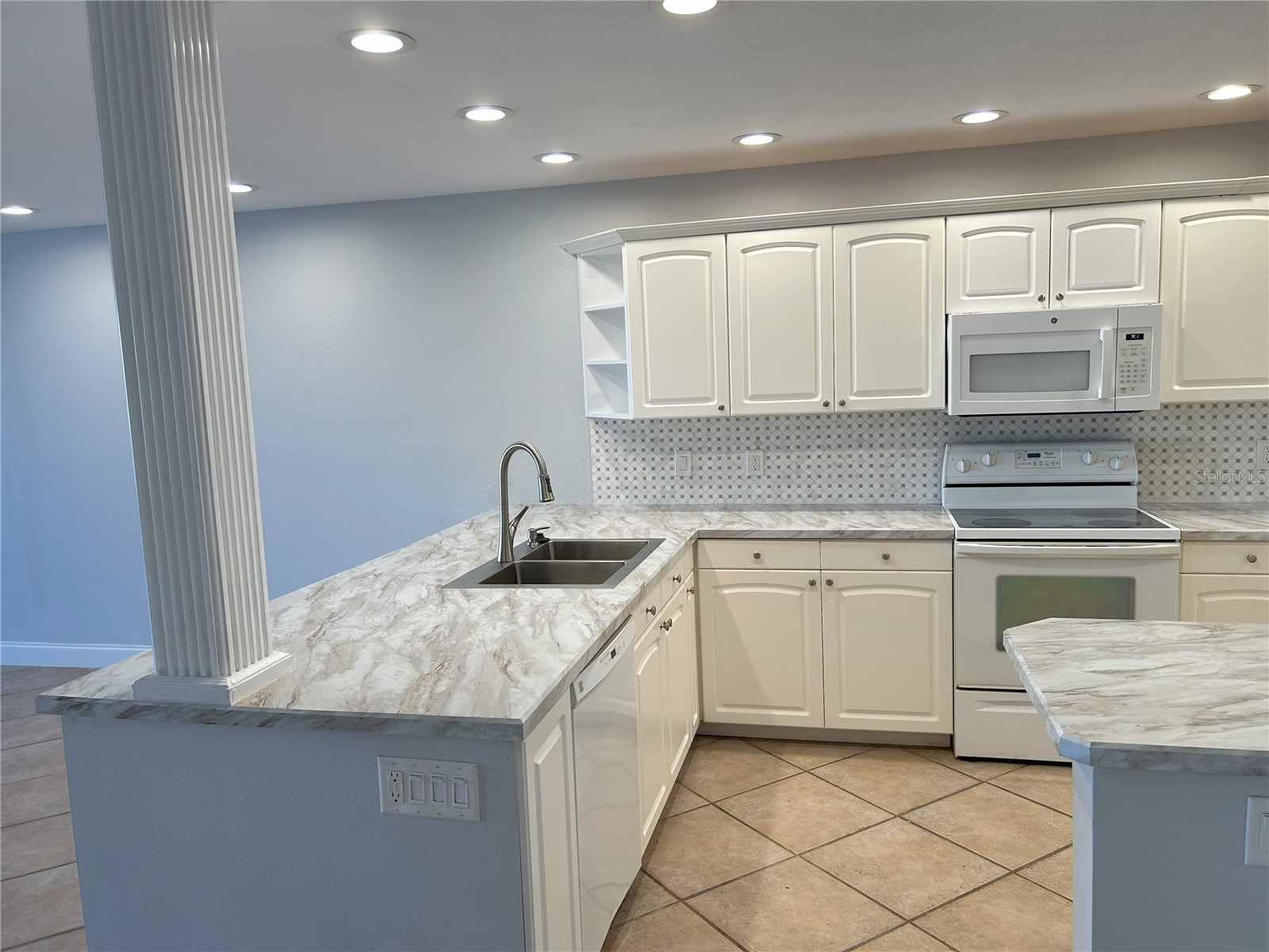 2775 Kipps Colony Drive S #304 Saint Petersburg FL 33707 TB8525387 image5