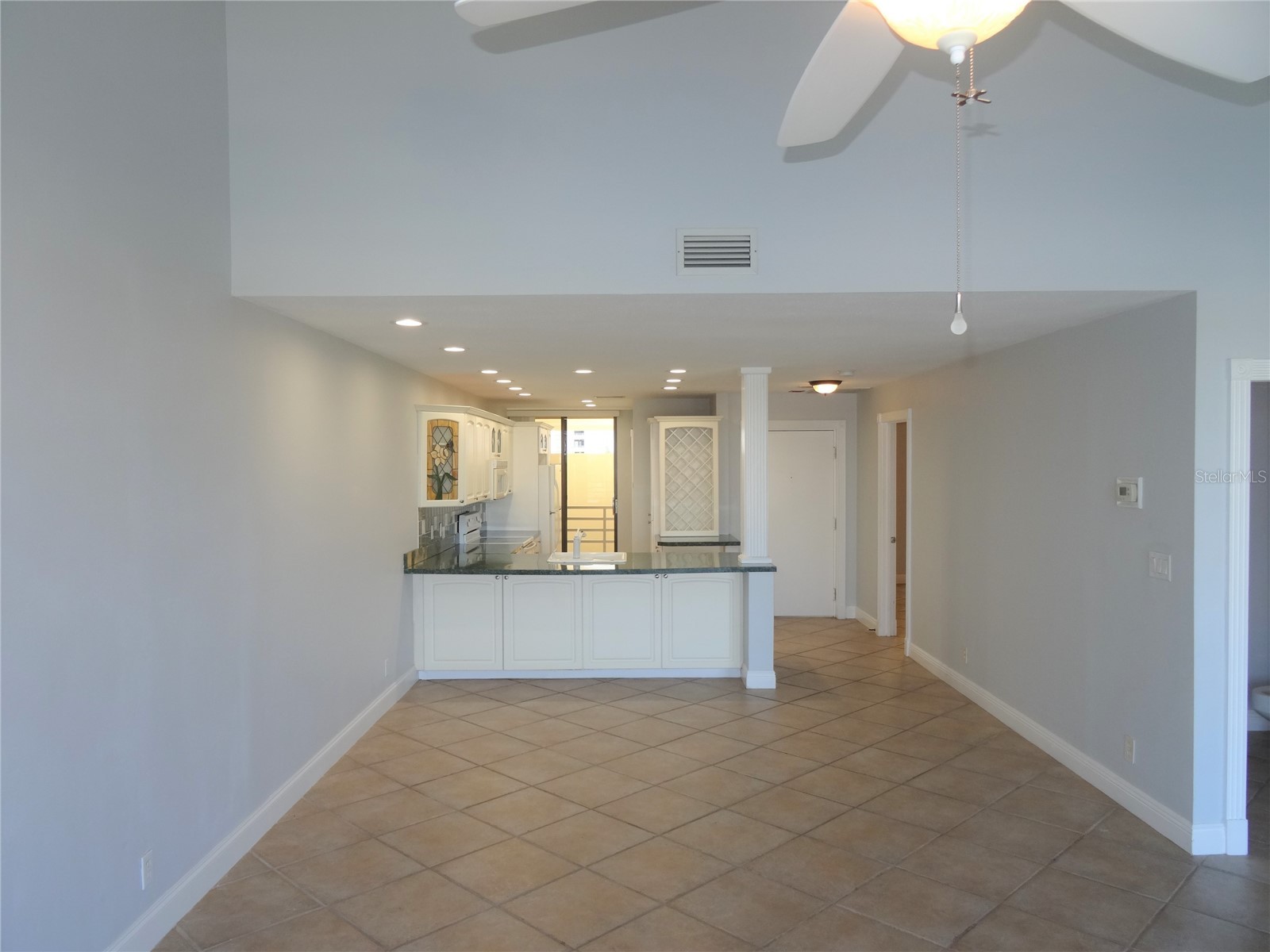 2775 Kipps Colony Drive S #304 Saint Petersburg FL 33707 TB8525387 image8