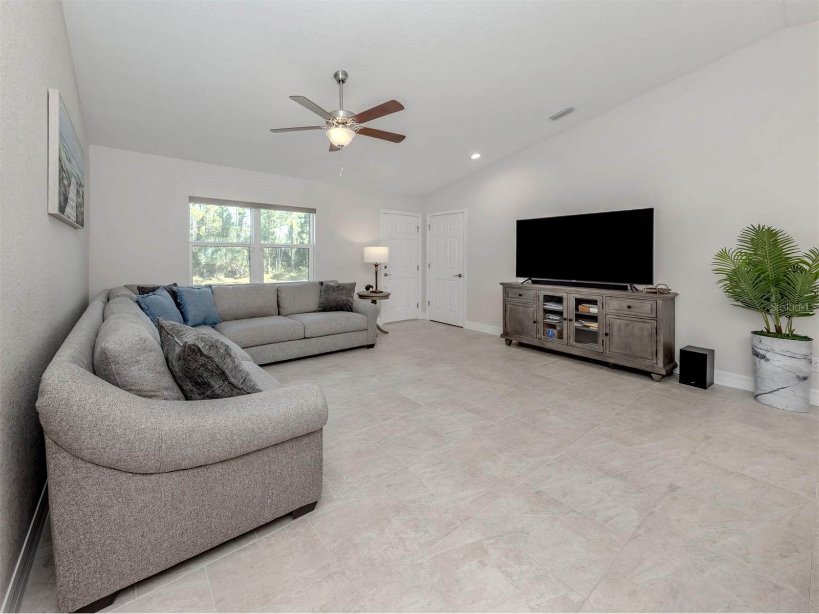 2775 Wyola Avenue North Port FL 34286 C7516501 image8