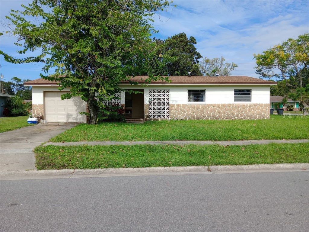 2780 Mars Drive Titusville FL 32796 O6158003 image1