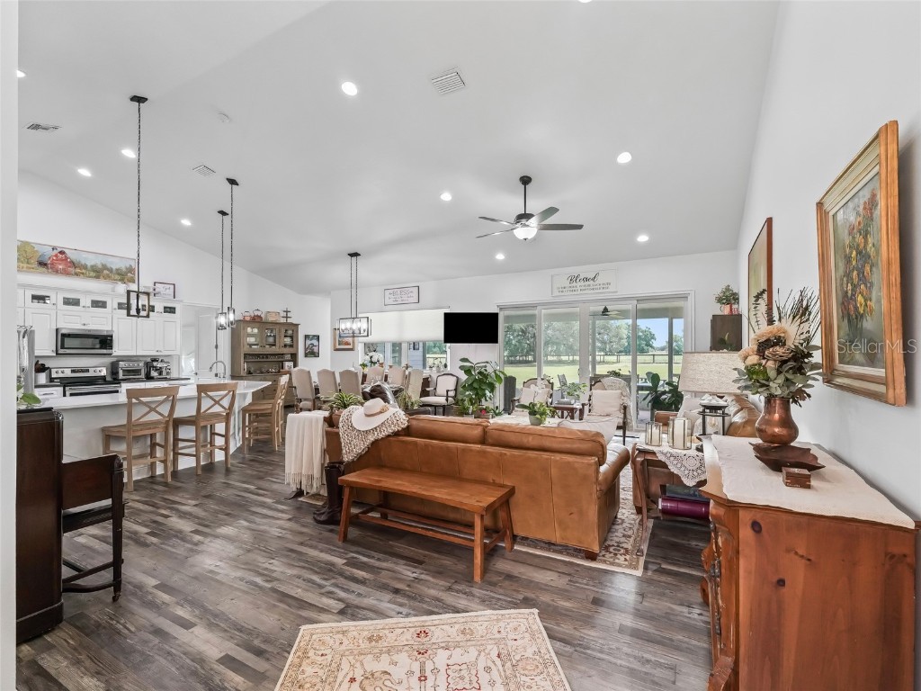 2780 NE 127th Place Anthony FL 32617 OM699876 image4