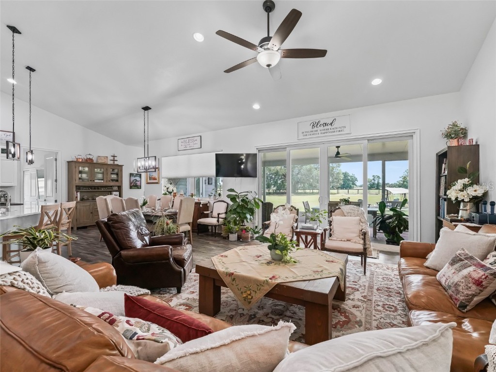 2780 NE 127th Place Anthony FL 32617 OM699876 image5