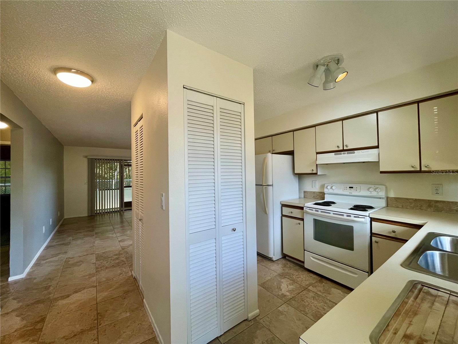2780 Park Drive #D 4 Clearwater FL 33763 TB8508700 image3