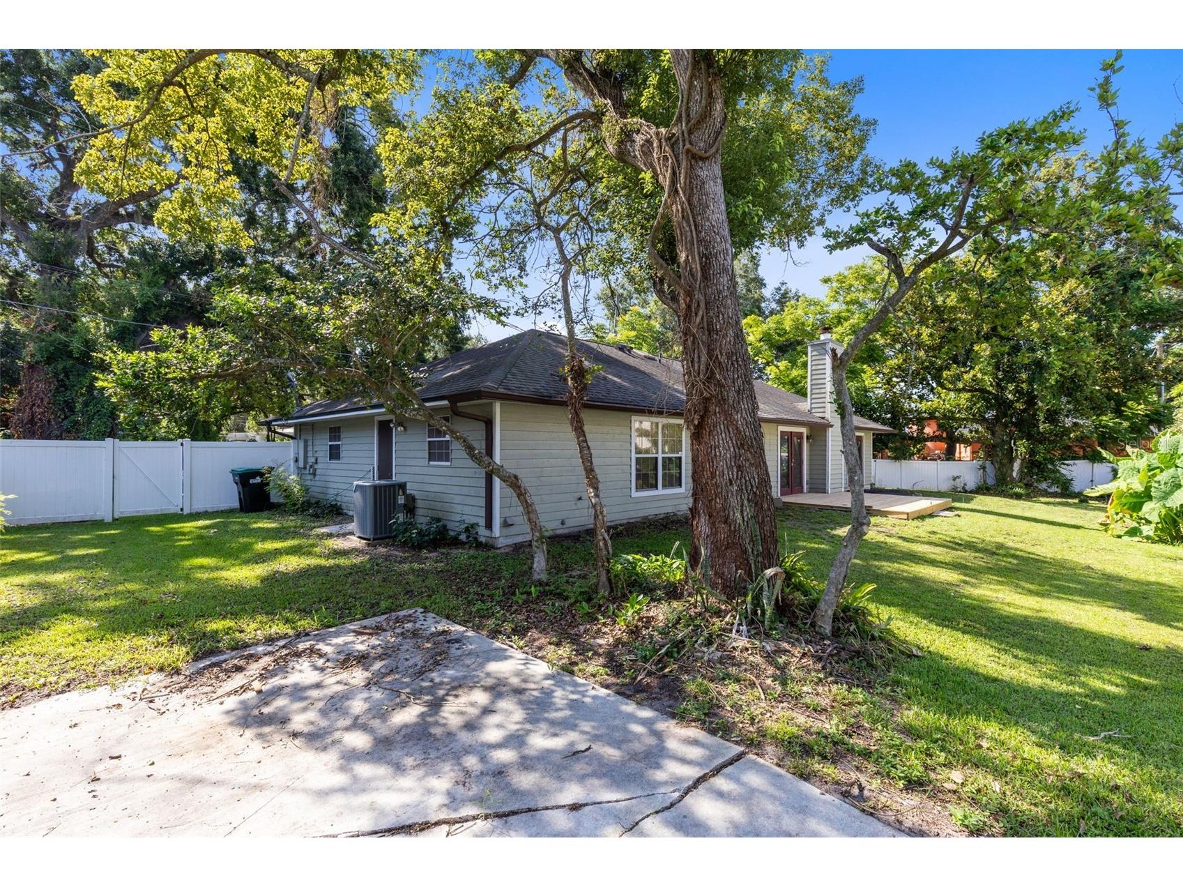 2780 Paseo Avenue Orlando FL 32805 O6421414 image23