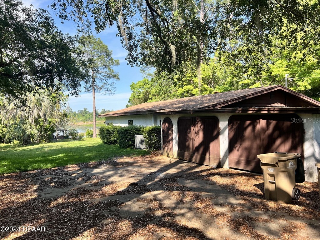 27805 Kathryn Circle Paisley FL 32767 V4939879 image1