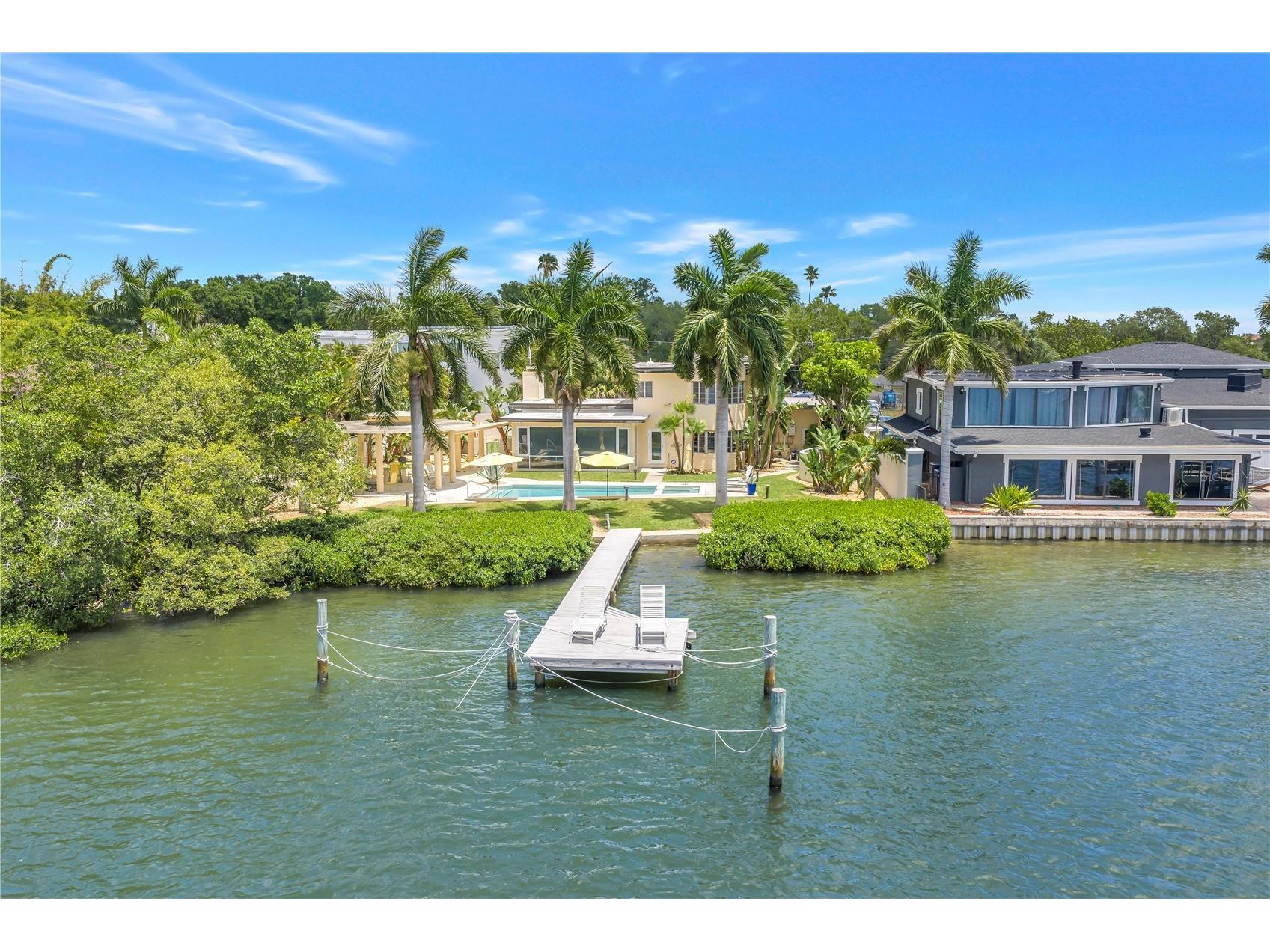 2781 Bayside Drive S Saint Petersburg FL 33705 - BIG BAYOU TB8508186 image1