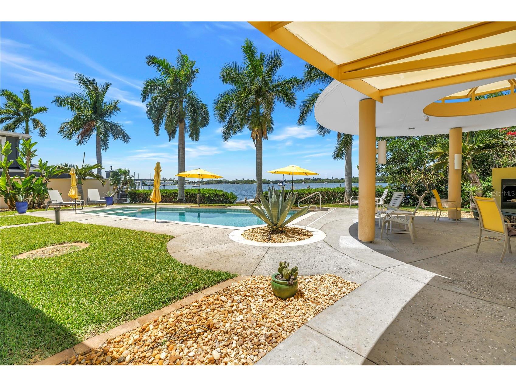 2781 Bayside Drive S Saint Petersburg FL 33705 - BIG BAYOU TB8508186 image35