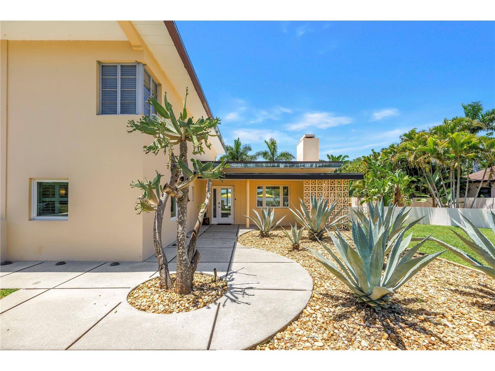 2781 Bayside Drive S Saint Petersburg FL 33705 - BIG BAYOU TB8508186 image4
