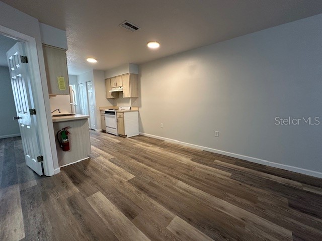 2781 Landover Boulevard Spring Hill FL 34608 W7881292 image4