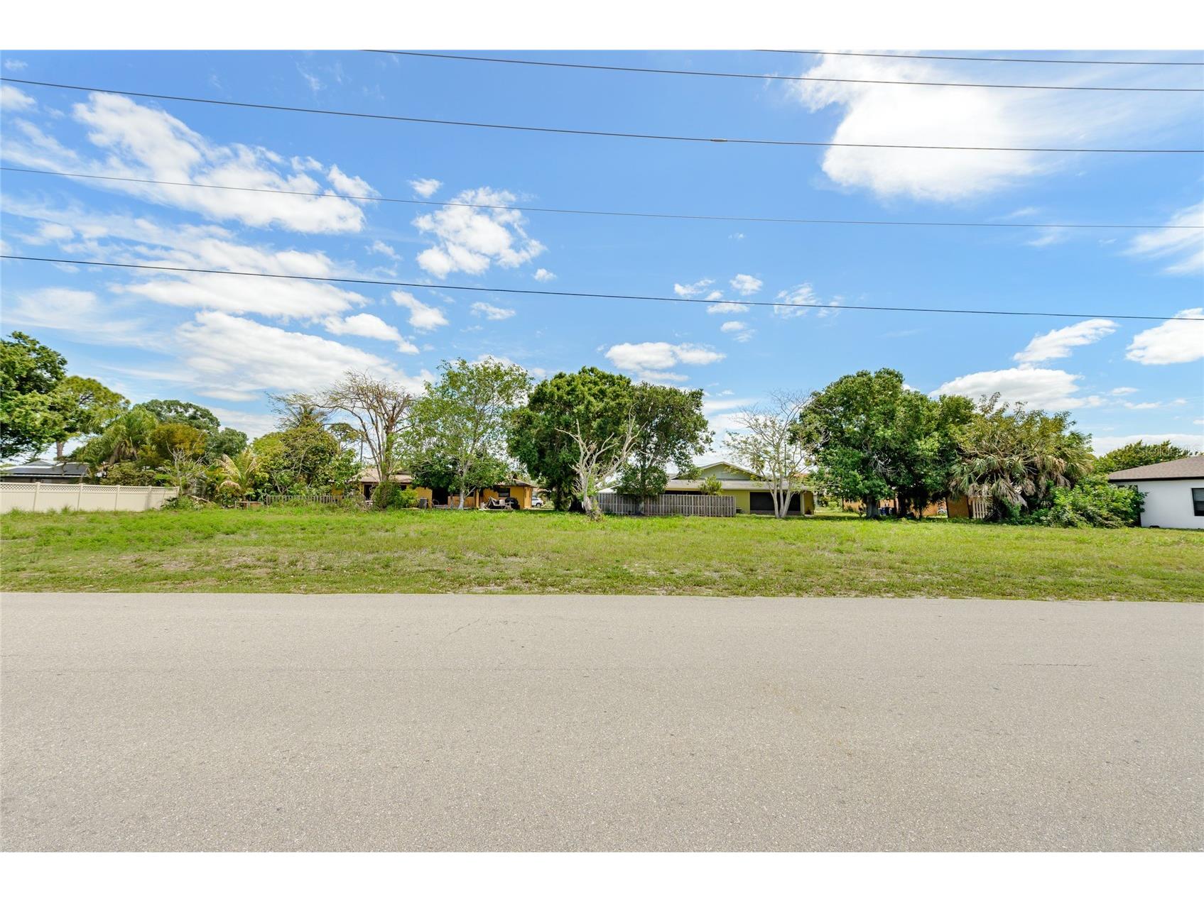 27811 Wisconsin Street Bonita Springs FL 34135 S5147453 image1