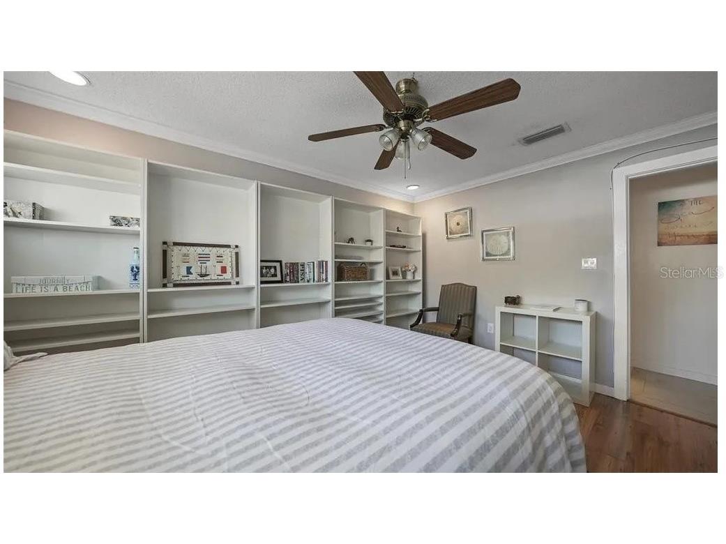 2782 Woodgate Lane #12 Sarasota FL 34231 A4689903 image13