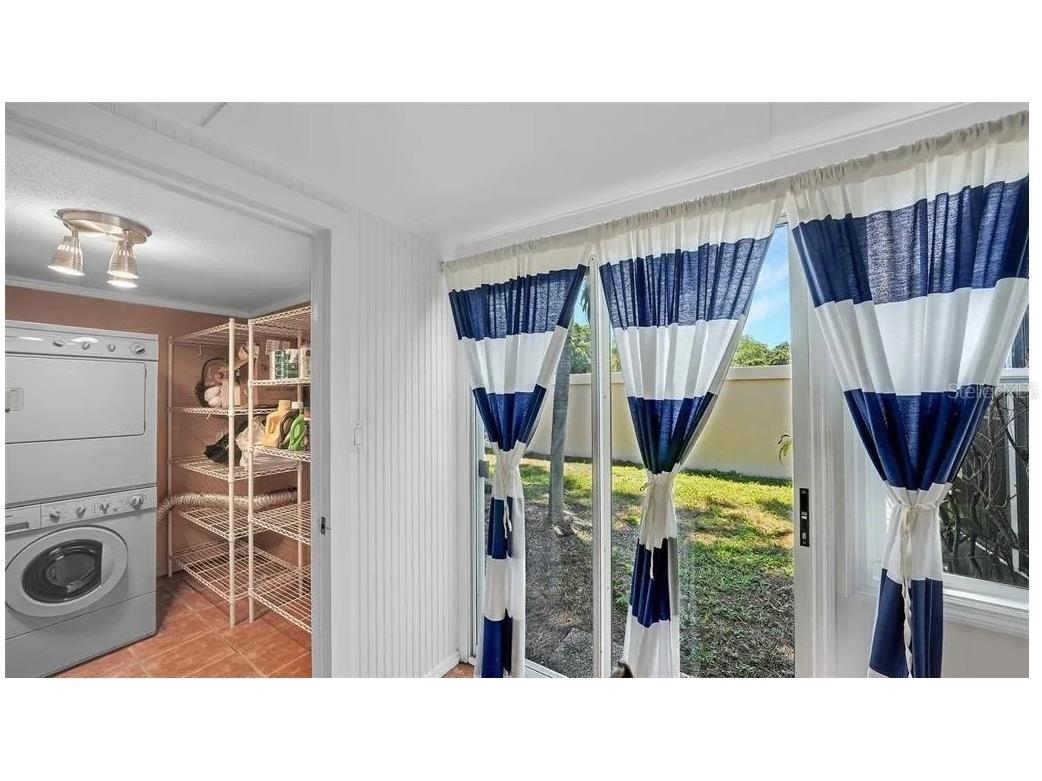 2782 Woodgate Lane #12 Sarasota FL 34231 A4689903 image15