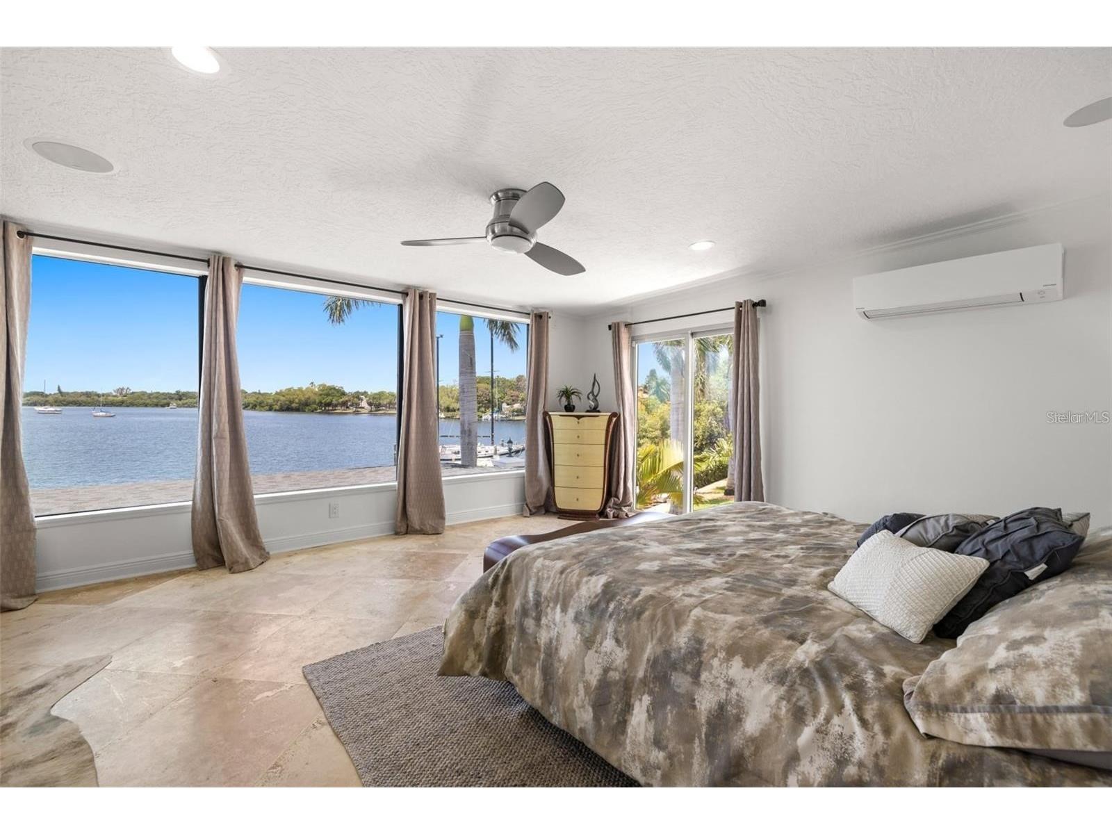 2785 Bayside Drive S Saint Petersburg FL 33705 TB8526481 image16