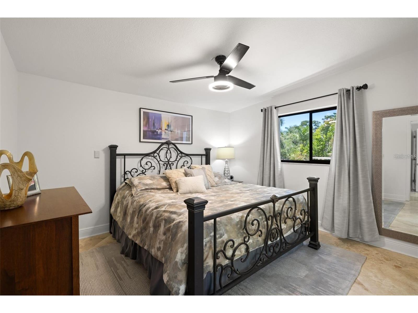 2785 Bayside Drive S Saint Petersburg FL 33705 TB8526481 image24