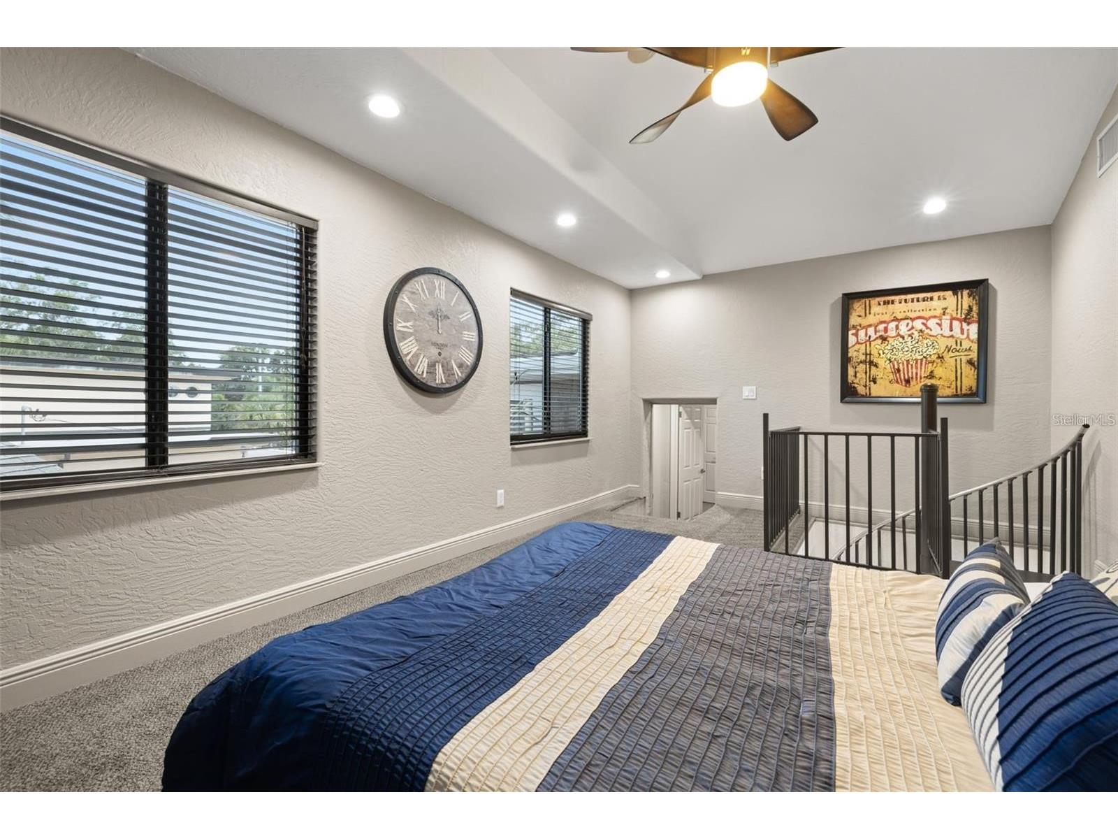 2785 Bayside Drive S Saint Petersburg FL 33705 TB8526481 image31