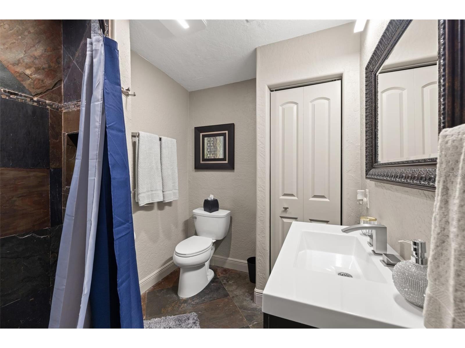 2785 Bayside Drive S Saint Petersburg FL 33705 TB8526481 image32