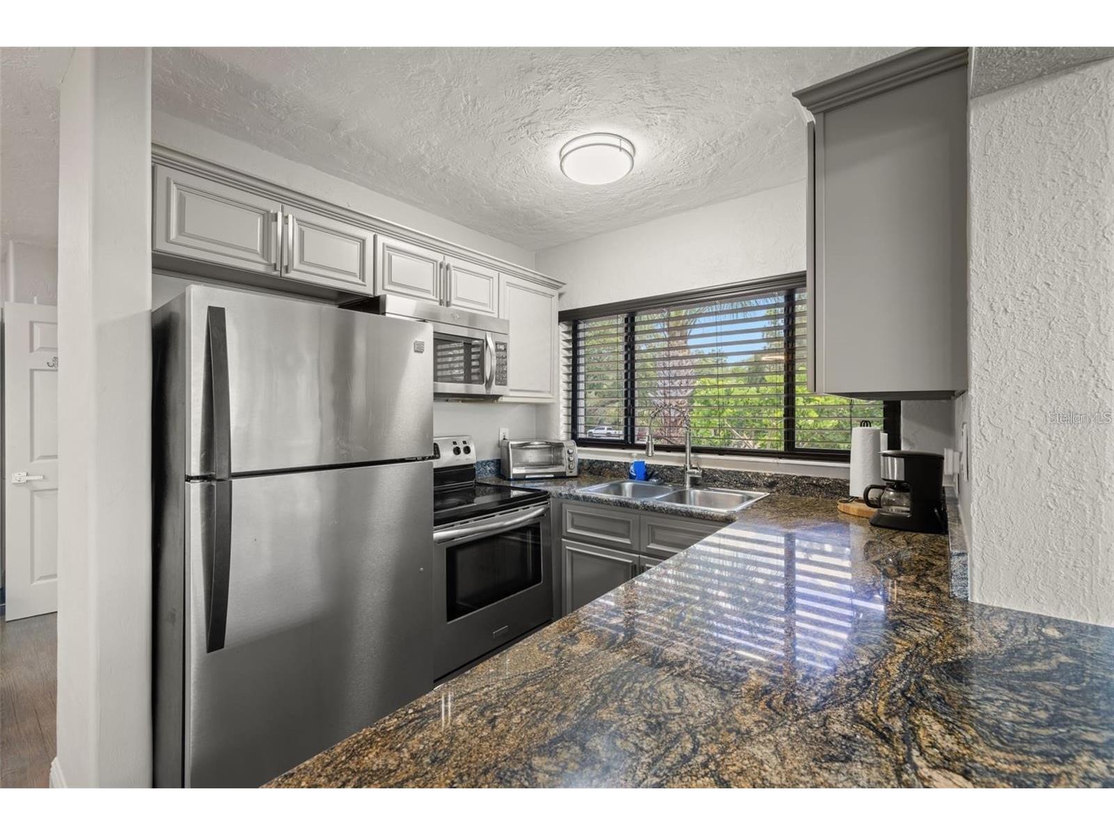 2785 Bayside Drive S Saint Petersburg FL 33705 TB8526481 image36