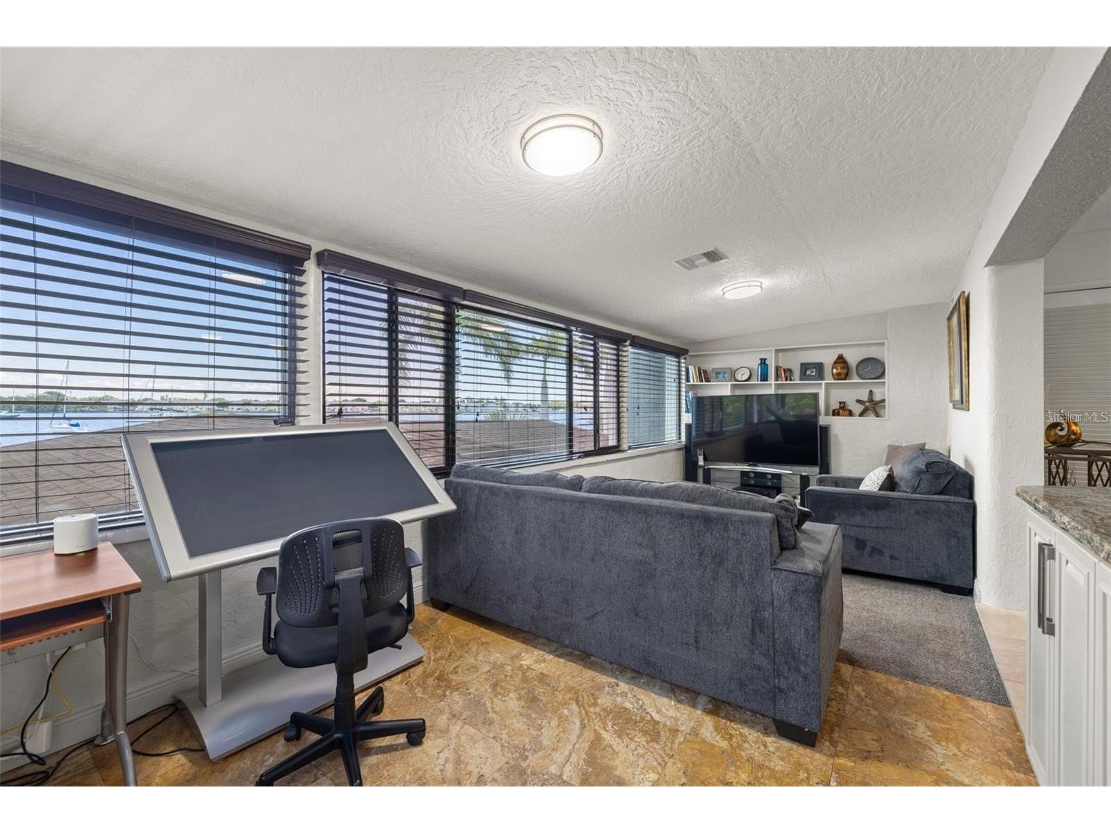 2785 Bayside Drive S Saint Petersburg FL 33705 TB8526481 image37