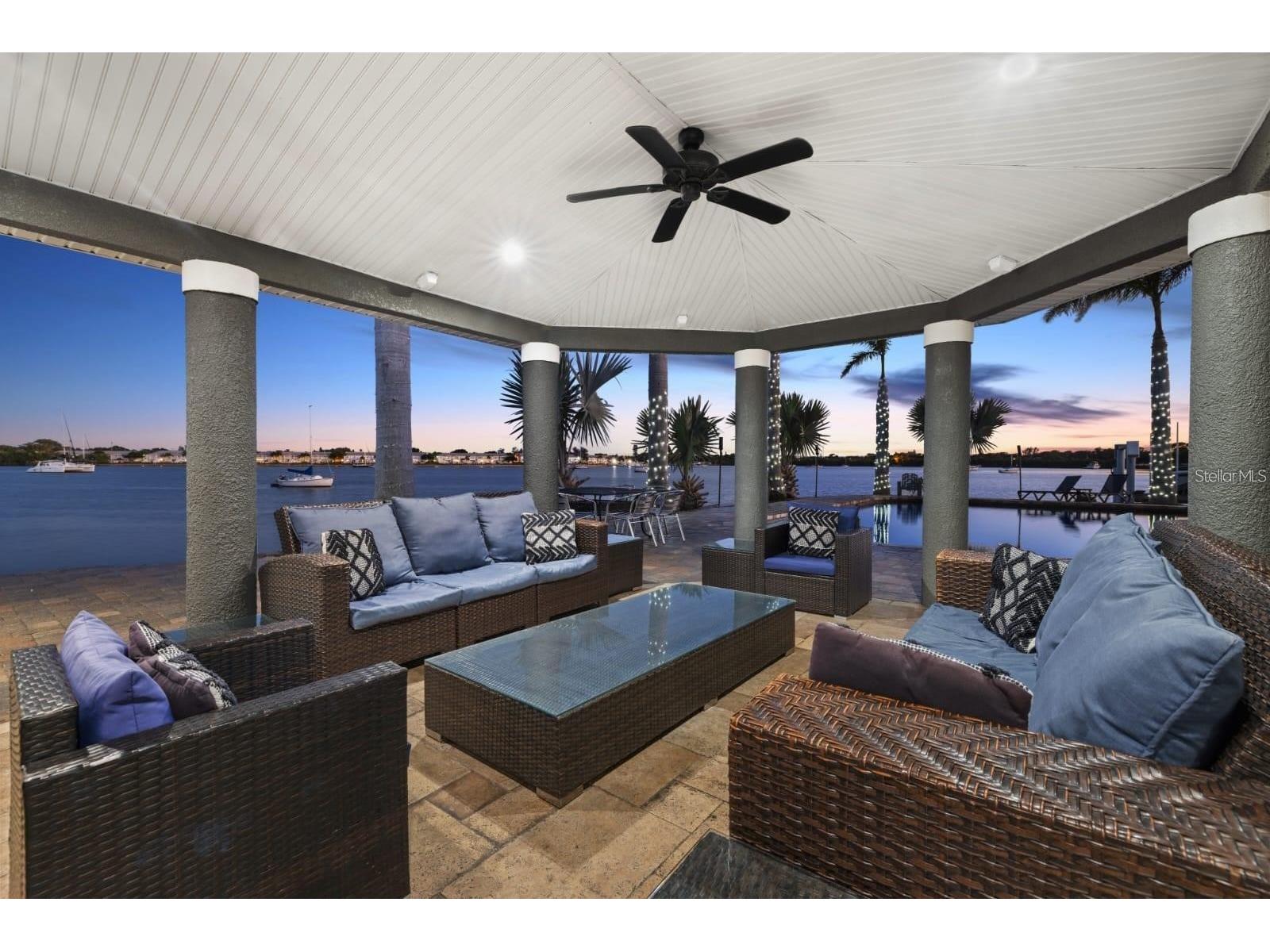2785 Bayside Drive S Saint Petersburg FL 33705 TB8526481 image6
